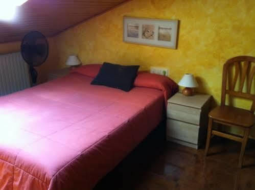 Hostal Le Vintage Avila Exterior photo